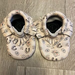 Freshly Picked Lucky Mocs size 1
